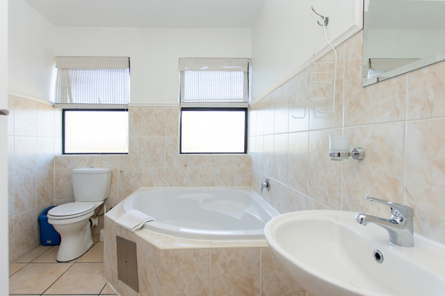 3 Bedroom Property for Sale in Langebaan Country Estate Western Cape